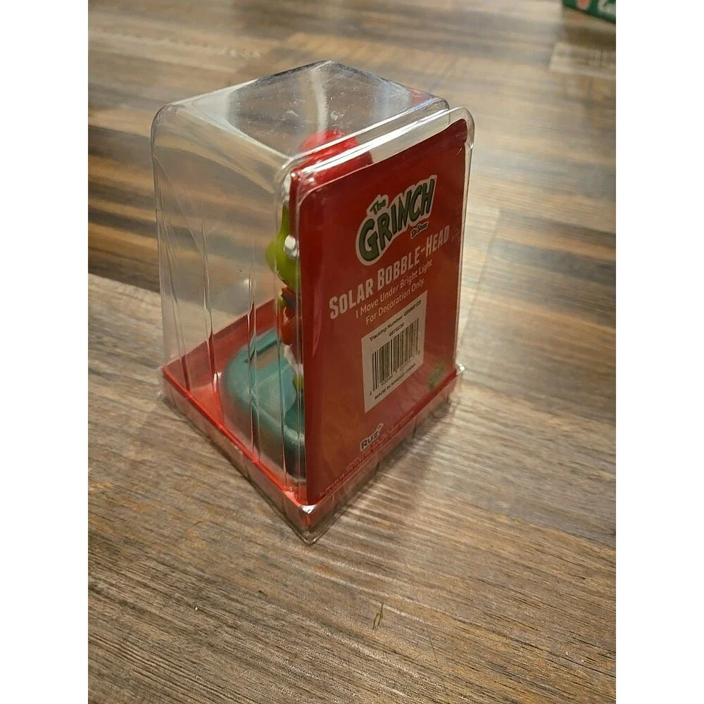 NEW GRINCH Solar Powered Bobble-Head